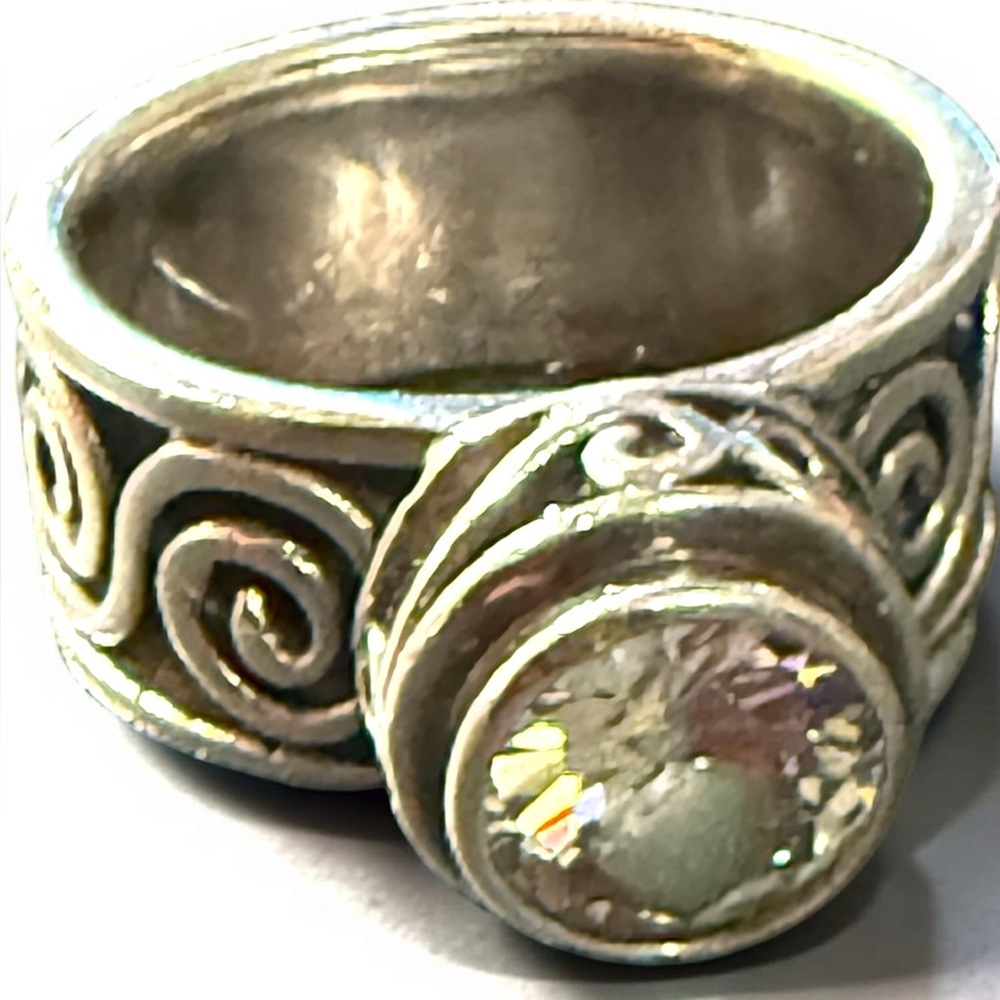 Silpada Sterling Silver- Swirl Band Ring with Clear Crystal
